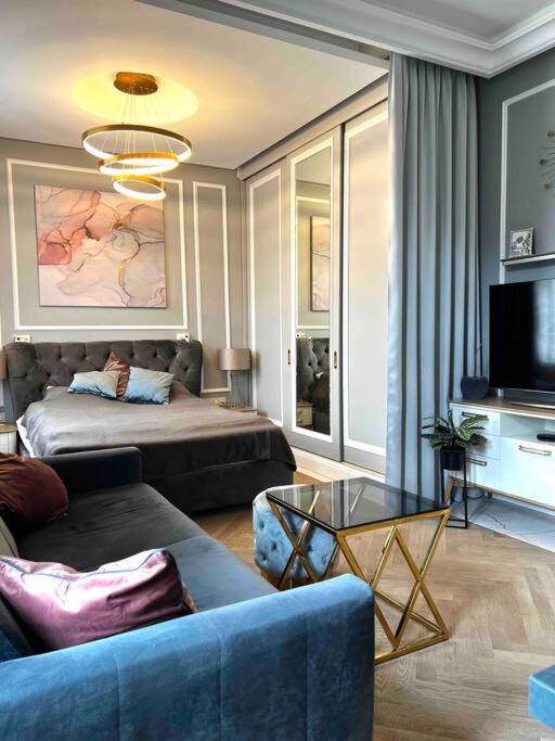 Studio Apartment In The Center Of Riga Exterior photo
